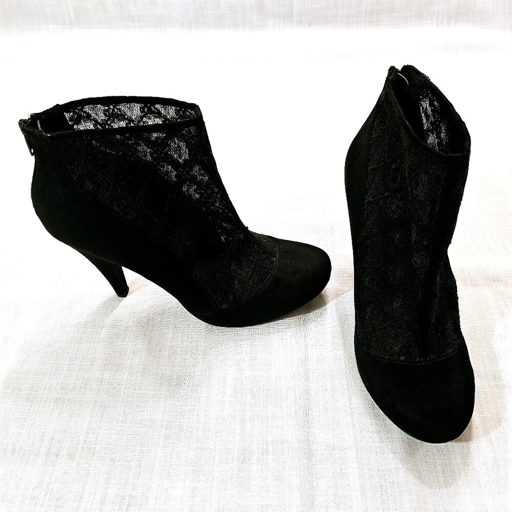 CALL IT SPRING Black Lace & Vegan Suede Stiletto 4" Heel Ankle Boots Size 9